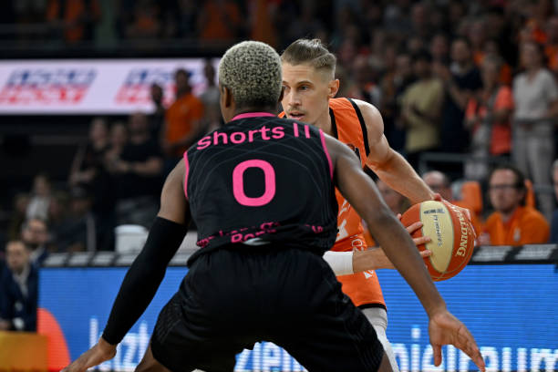 带来了更多 带来了更多